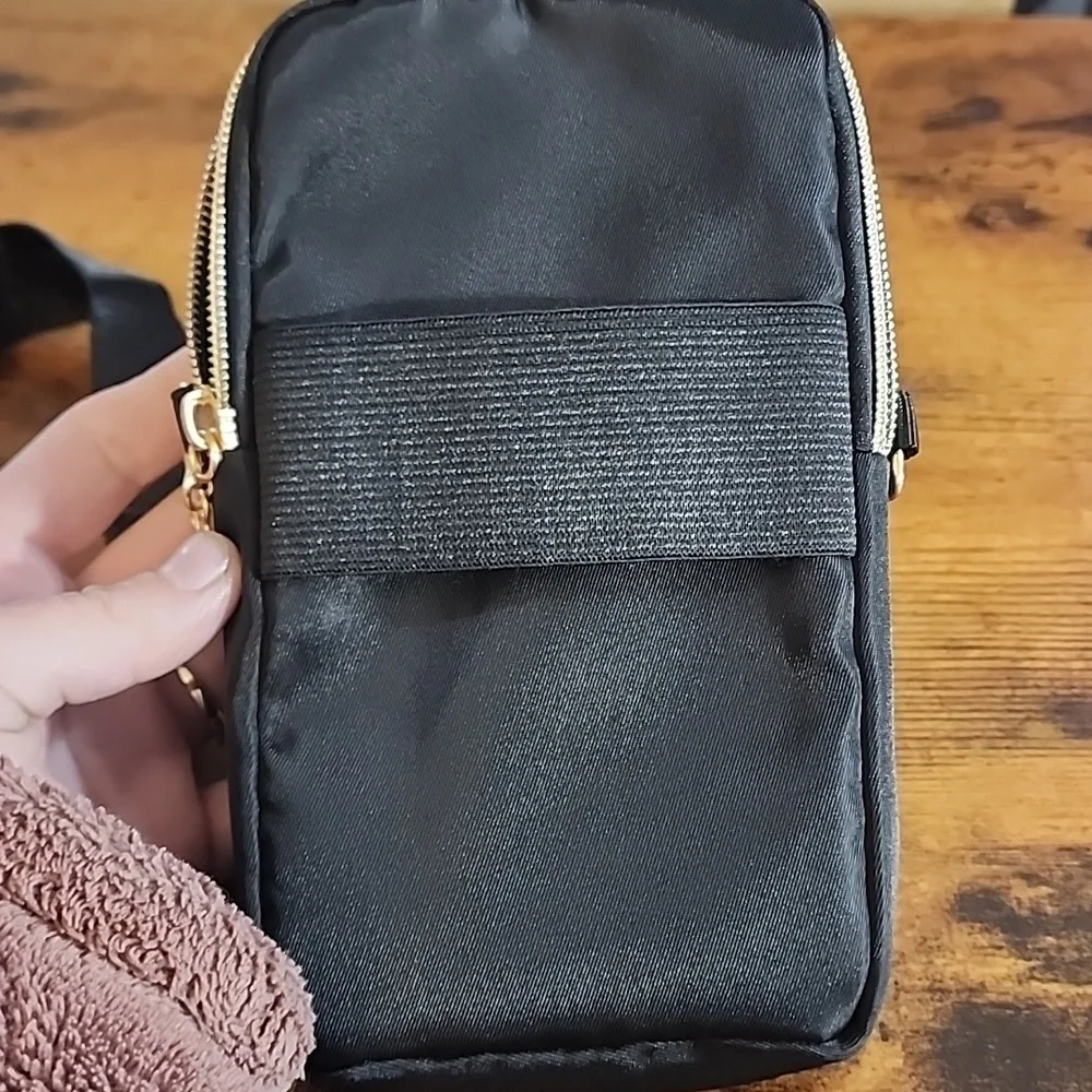 Black Minimalist Letter Design Mini Crossbody Bag With Phone pocket And Wallet